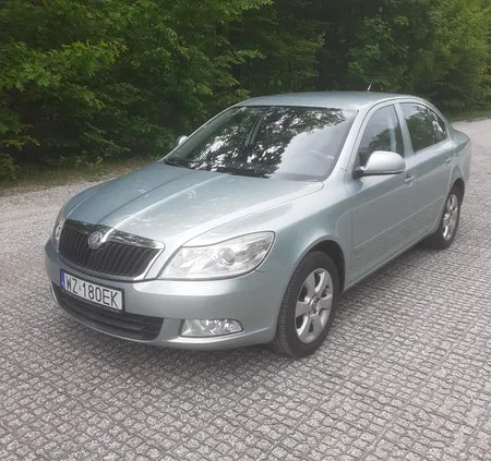 skoda octavia Skoda Octavia cena 19950 przebieg: 225700, rok produkcji 2010 z Pilzno